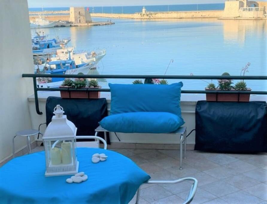 Ferienwohnung Emozioni Dal Porto Trani Exterior foto