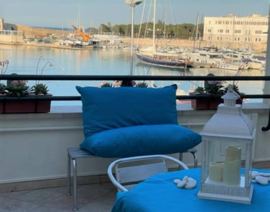 Ferienwohnung Emozioni Dal Porto Trani Exterior foto