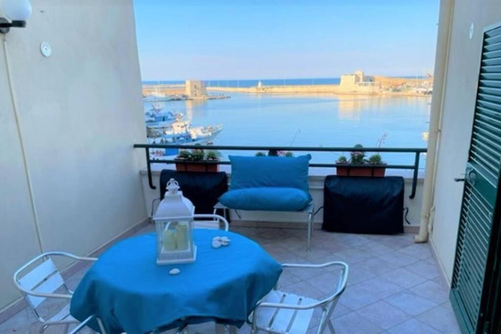 Ferienwohnung Emozioni Dal Porto Trani Exterior foto