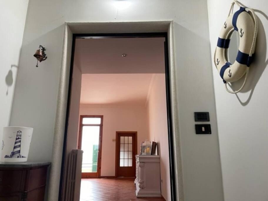 Ferienwohnung Emozioni Dal Porto Trani Exterior foto